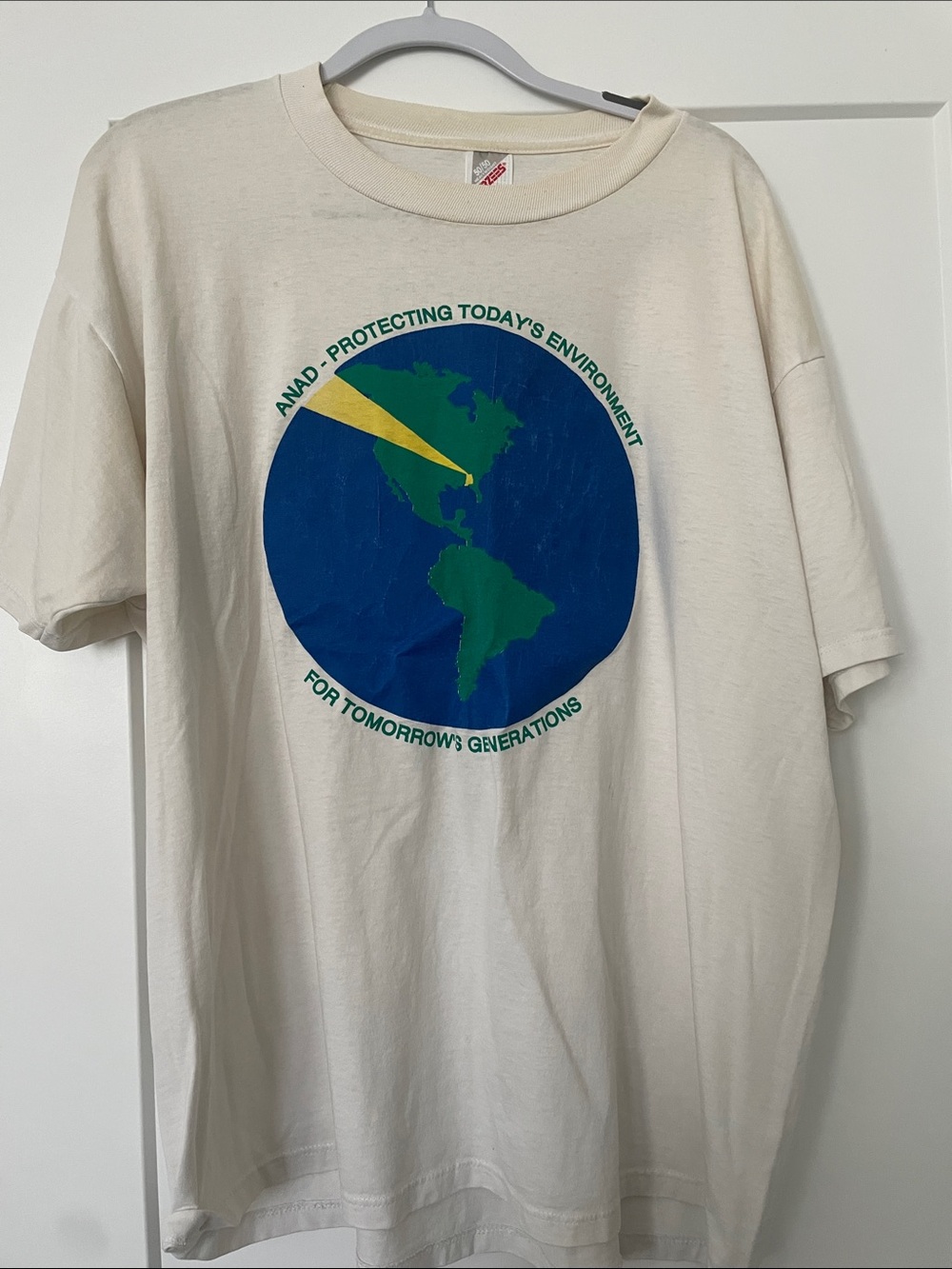 Vintage 80s/90s Jerzees Cream Short Sleeve Tee with Blue & Green Earth Graphic